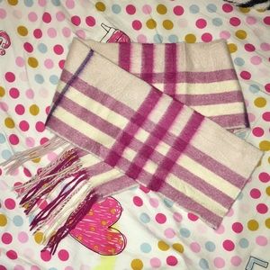 Burberry classic scarf
